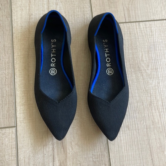 Black Rothy’s - Picture 1 of 4